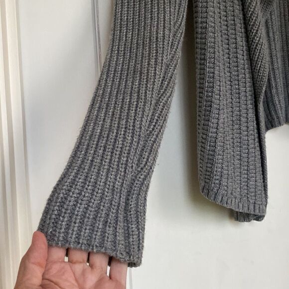 Versatile Cotton Blend Sweater Jacket By Lou And Grey - Picture 3 of 8